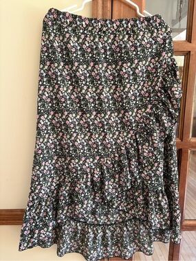 Floral Ruffle Midi Skirt size small